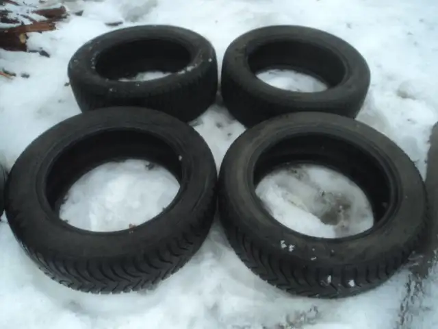 4 Kumho Winter Tires 205/55/16 in Auto Body Parts in Edmonton - Image 2