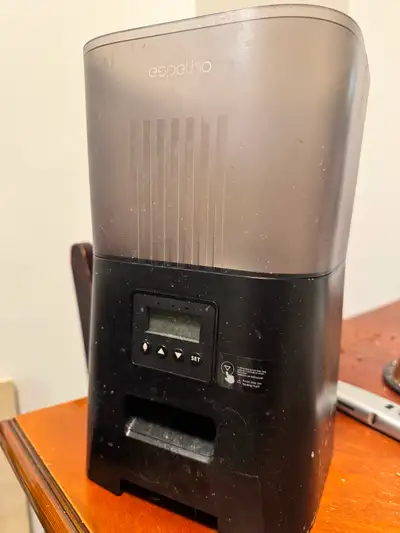 Automatic food dispenser, View more