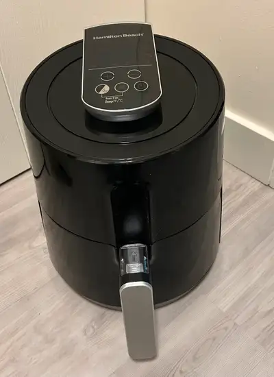 Hamilton Beach Airfryer like new, View more