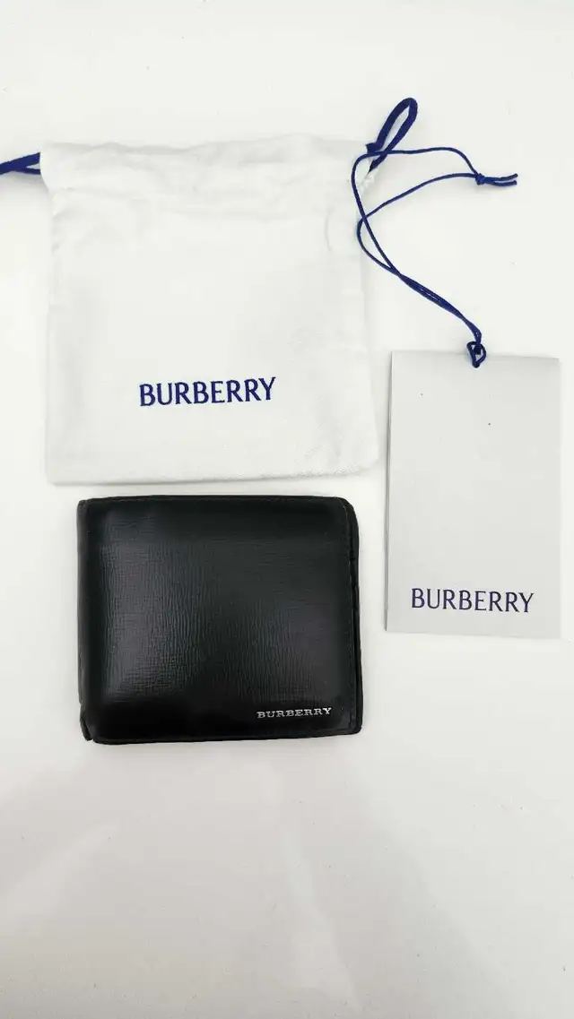Burberry Men Leather Wallet in Men's in Markham / York Region - Image 2