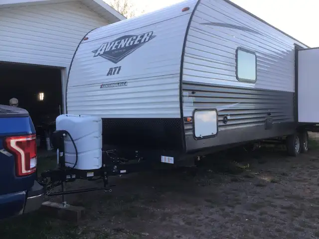Avenger travel trailer in Travel Trailers & Campers in Charlottetown - Image 3
