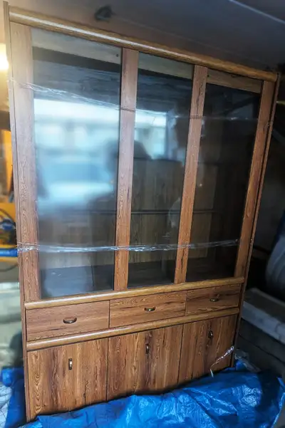 Display & storage cabinets (large), View more