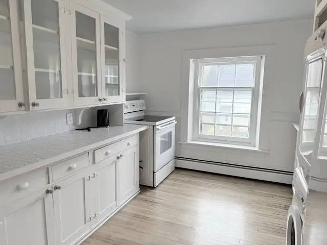 Gorgeous 1 Bdr Unit for Rent in  Downtown Charlottetown in Long Term Rentals in Charlottetown - Image 8