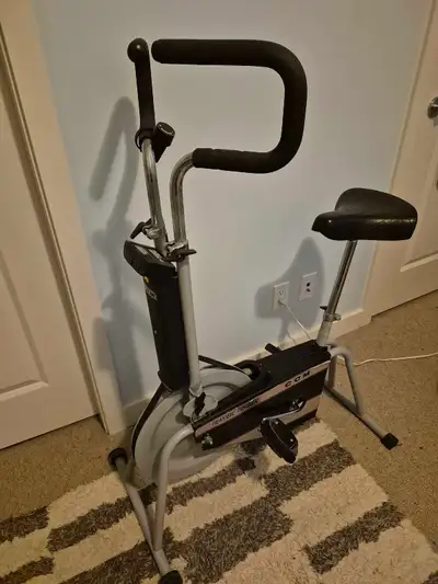 CCM Aerobic Trainer 400, View more