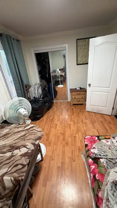 Masterbedroom in sharing with two boys available immediately $425 including utilities. wifi, kitchen...