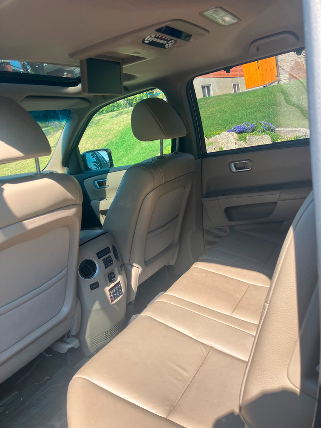 2012 HONDA PILOT TOURING EDITION (needs work) in Cars & Trucks in Calgary - Image 4