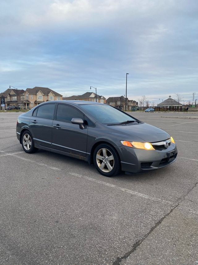 2009 Honda civic in Cars & Trucks in Oakville / Halton Region - Image 3