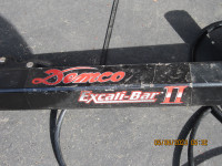 DEMCO TOW HITCH