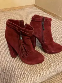 Women’s leather Booties, size 5.5