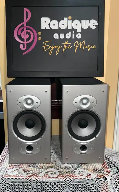 Polk Audio RTi6 Bookshelf Speakers – Real Wood, Bi-Wireable, View more
