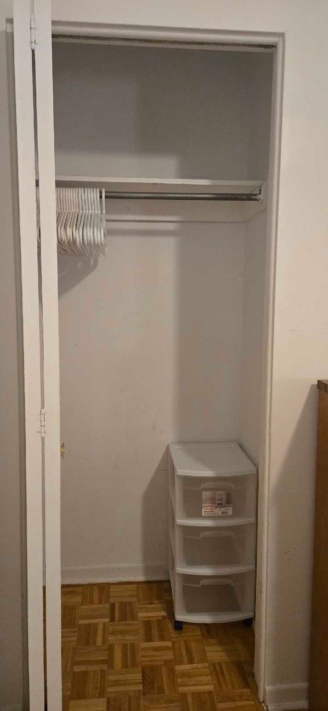 Girls only!! Room for rent — photo 2