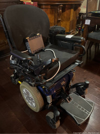 Power wheel chair 