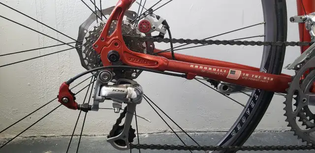 Trek Road Bike (Burnt Orange) M (54 cms) Frame in Road in City of Toronto - Image 7