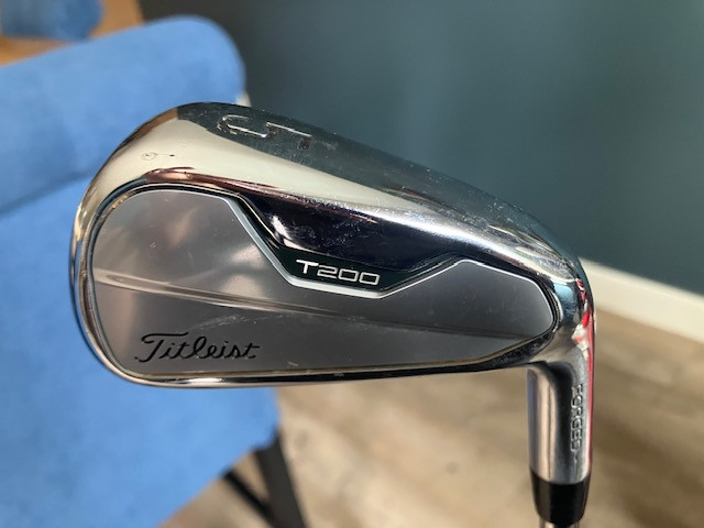 Titleist T200 Irons 4-PW, GW Stiff - $900 in Golf in Banff / Canmore