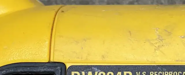 Dewalt plug in VS Reciprocating Saw - Sawzall in Power Tools in City of Toronto - Image 6