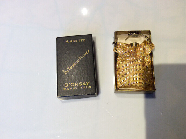 Superbe miniature de parfum Intoxication de D’Orsay. in Arts & Collectibles in City of Montréal - Image 4