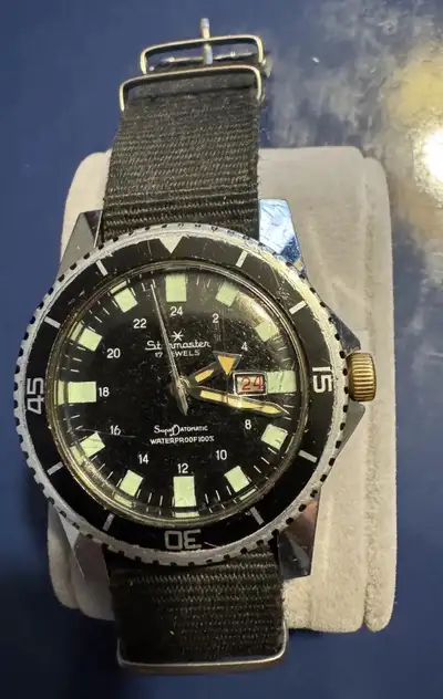 French Military Starmaster 17 jewels Superdatomatic diving watch, View more