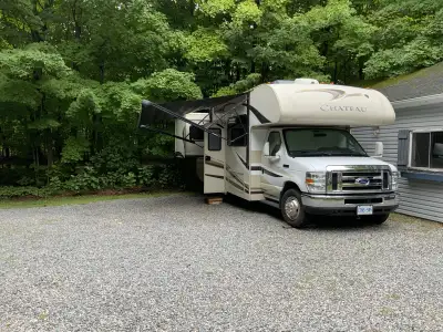 Gently used , low miles 39,000km.