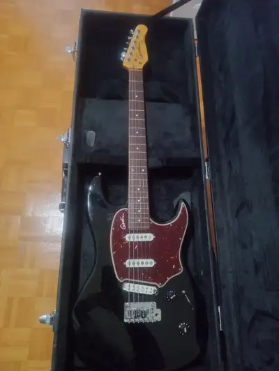 Godin Progression (ECHANGE CONTRE BASSE), View more