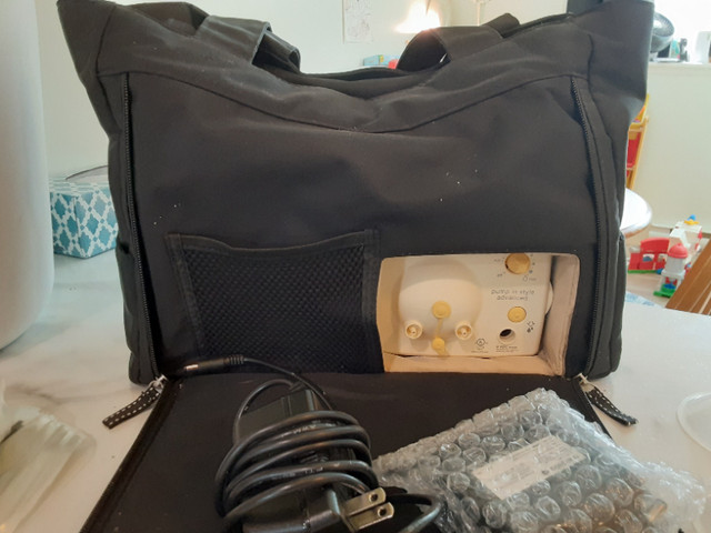 Medela breast pump and accessories in Feeding & High Chairs in Dartmouth - Image 3