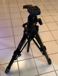 Slik Tripod and Ball Head