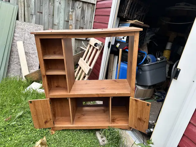 Wooden Shelving Unit in Bookcases & Shelving Units in Oshawa / Durham Region - Image 2