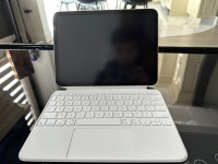 iPad generation 10 and Apple Magic Keyboard 