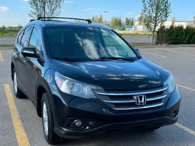 2013 Honda CR-V EX-L AWD | 2 Sets of Tires on Rims This 2013 Honda CR-V EX-L AWD has been maintained...