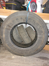 22.5 Alcoa durabrite rim and 22.5 Firestone steer tire