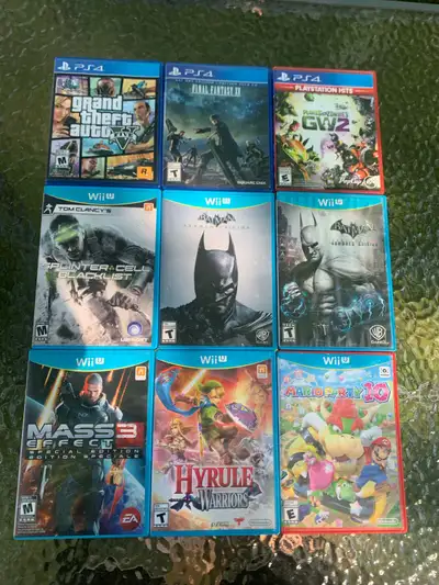 Lot de 9 jeux Wii U et PS4, View more