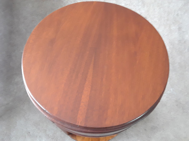 Antique Art Deco Side Table in Other Tables in Fredericton - Image 2