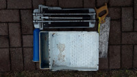 Tile cutter