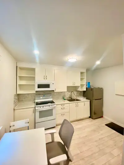 Bright Furnished MicroSuite Bachelor Available for Shorterm or Longterm Rental. Perfect for Student...