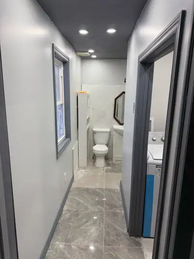 Bachelorette apartment on main level floor with Bay windows, spacious and privacy $1150 first and la...