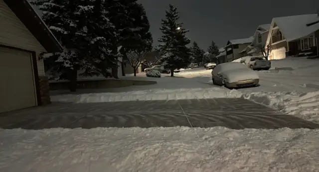 Snow Removal Service – Calgary Area570608428694251523
