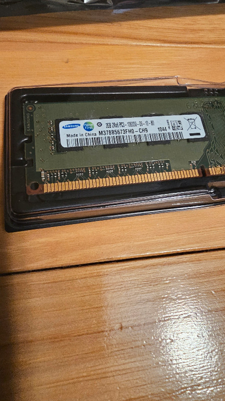 6GB Samsung PC3-10600 DDR3-1333 RAM .. in System Components in Oakville / Halton Region - Image 2