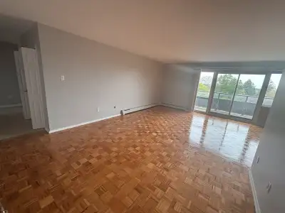 3 Bedroom Apartment on Queen’s Boulevard & Belmont