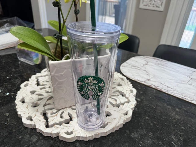 Starbucks crystal cup in Arts & Collectibles in Oshawa / Durham Region - Image 2