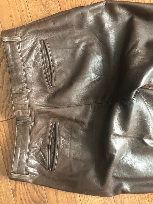 Size 8 Danier leather boot cut chestnut brown pants in Women's - Bottoms in Winnipeg - Image 3