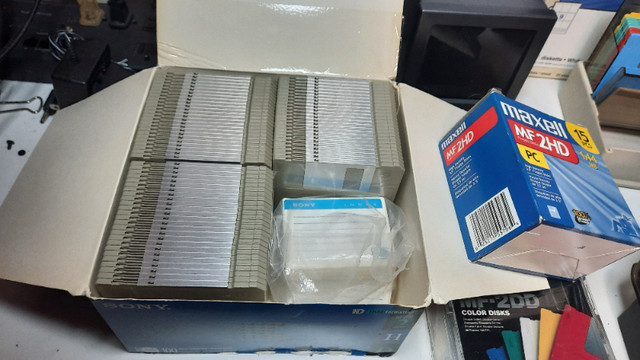 260 Floppy Disks • Brand New • 3 1/2" 1.44mb Diskettes Discs in Other in Kingston - Image 2