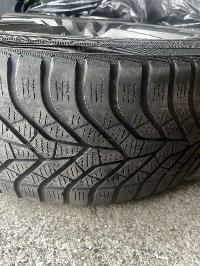 Yokohama V905 Tires with RSSW Rims – 235/45R18 in Tires & Rims in London - Image 6