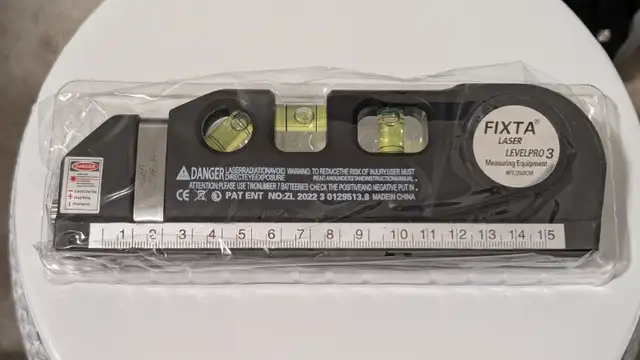 Laser Level Tape Measure Combo in Hand Tools in Hamilton - Image 3