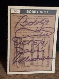 1974-75 O-Pee-Chee Bobby Hull Autographed Card