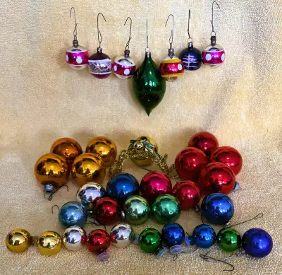 Vintage Mercury Glass Christmas Ornaments: Baubles with Hooks, View more