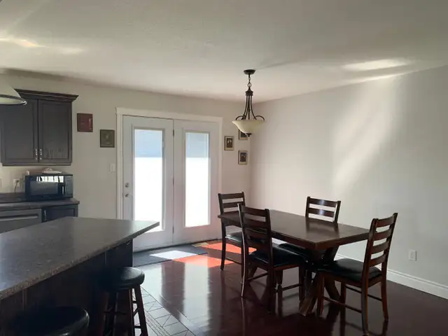 5 Bedroom Crew House in Chelmsford in Ontario in Canada - Image 6