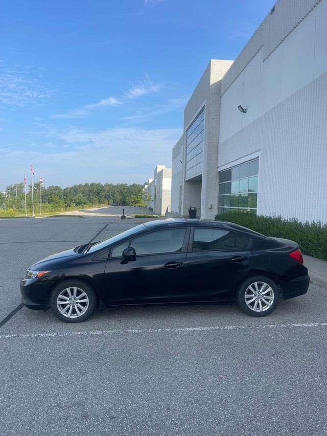 2012 Honda Civic Manual  in Cars & Trucks in Oakville / Halton Region - Image 2