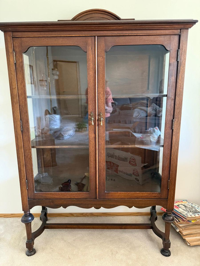 Antique 1800's Solid Wood China Cabinet, Excellent Condition in Hutches & Display Cabinets in Edmonton