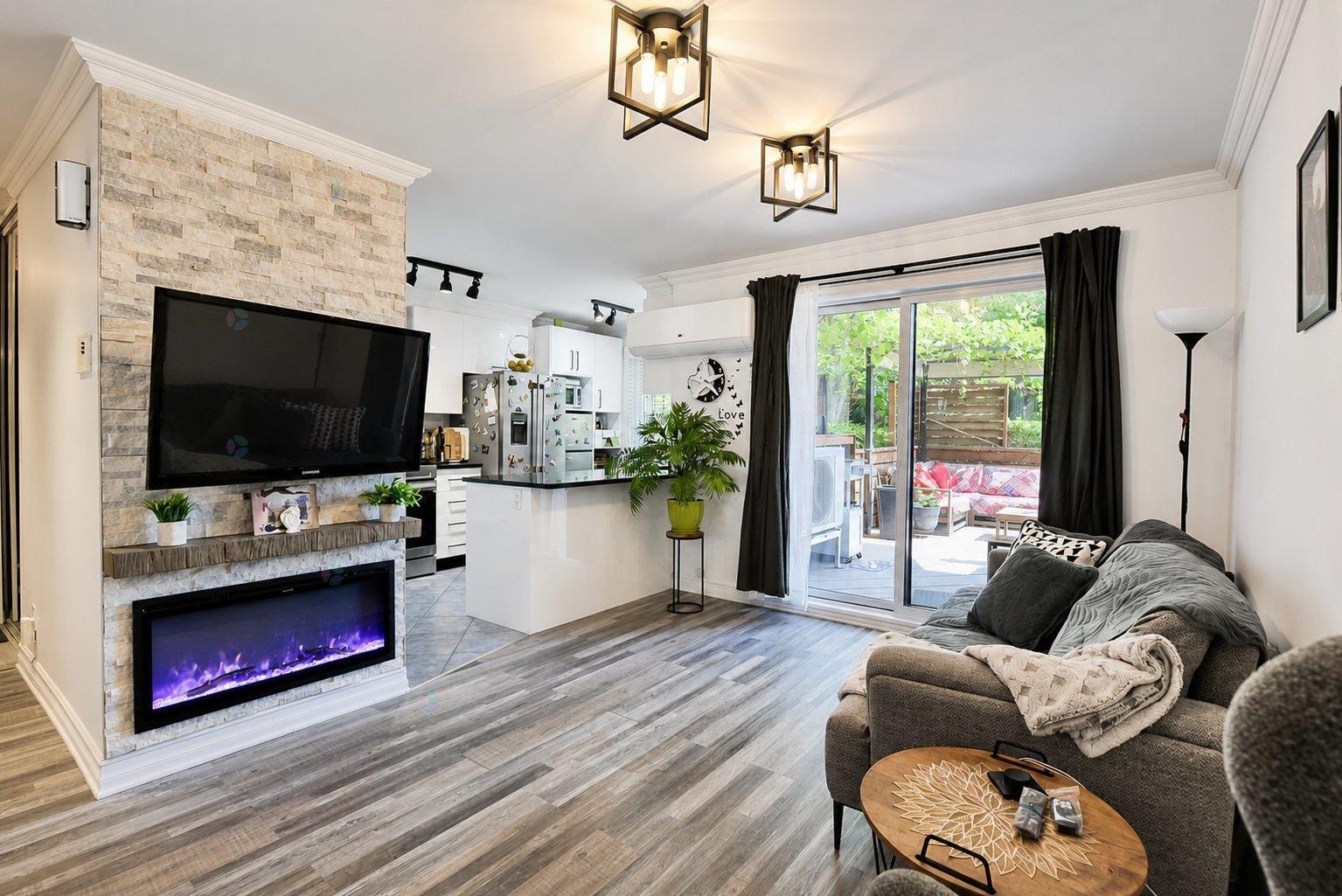 5 1/2 Condominium fully renovated with interior garage Chomedy — photo 3