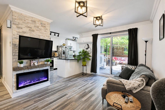 5 1/2 Condominium fully renovated with interior garage Chomedy — photo 3