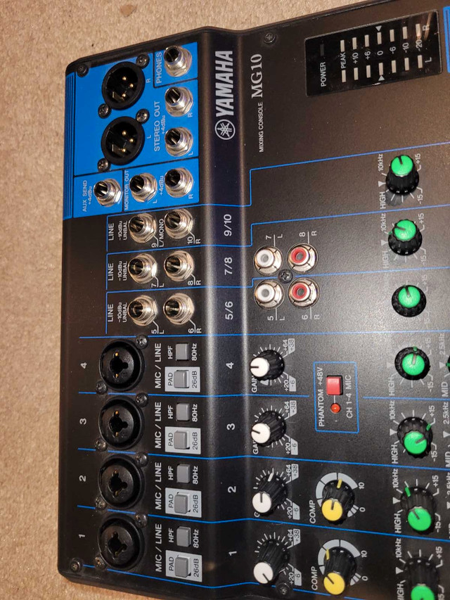 For sale  yamaha MG10 mixer in Pro Audio & Recording Equipment in City of Toronto - Image 2